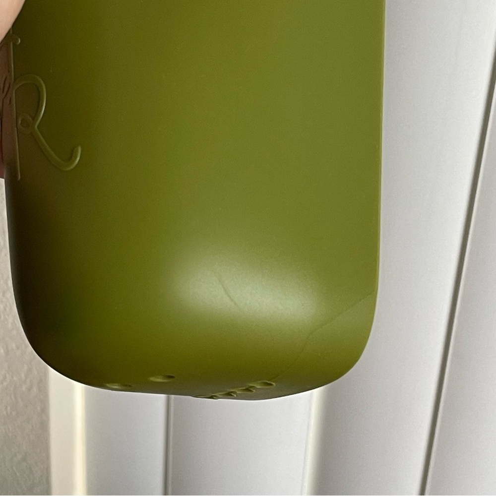 Ryan & Rose Silicone Cutie Holder Army Green - Picture 14 of 15